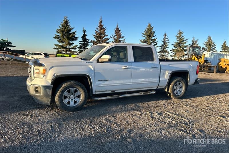 Fourgon utilitaire GMC Sierra 1500 — occasion 2014