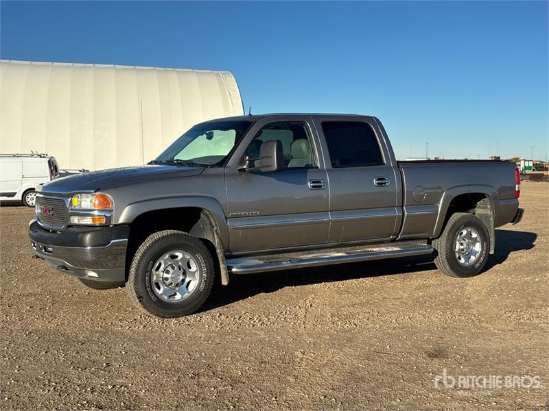 Fourgon utilitaire GMC Sierra 2500HD — occasion 2001