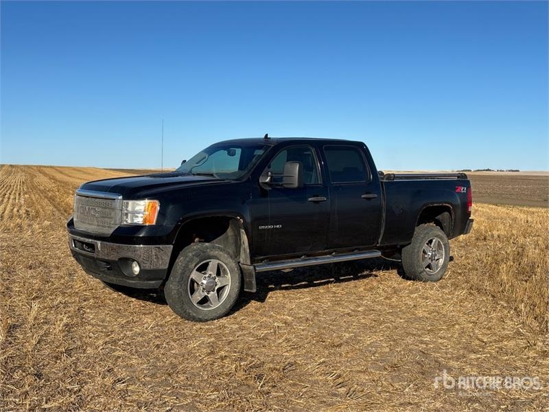 Fourgon utilitaire GMC Sierra 2500HD — occasion
