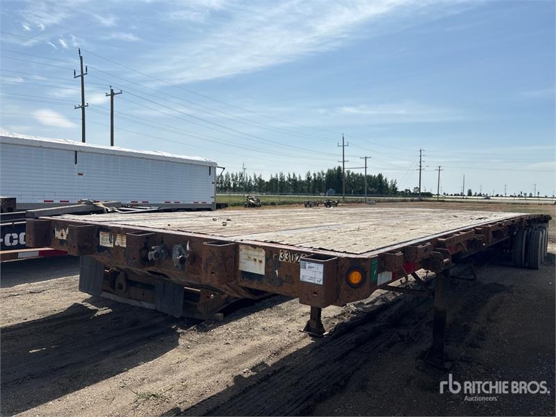 Great Dane 53 ft Tri/A Flatbed Trailer