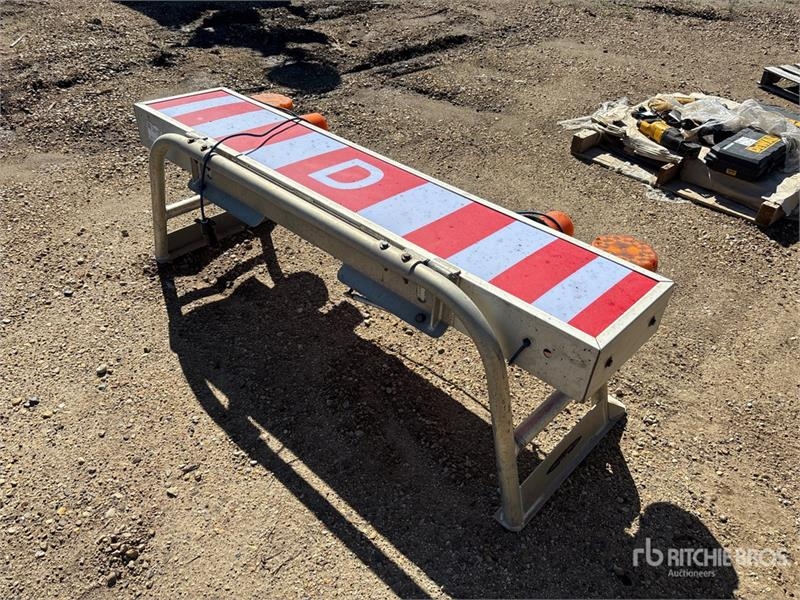 Interior Offroad Offroad Pilot Car Sign