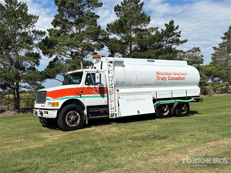 International 4900