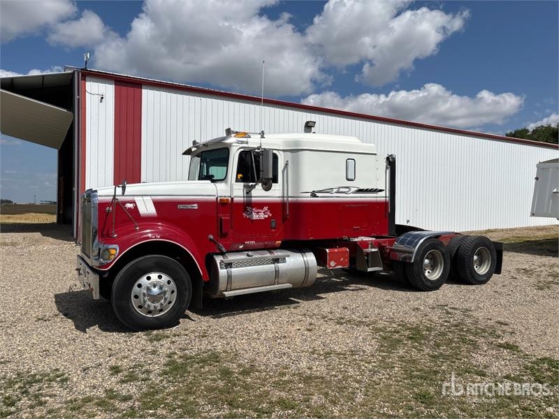 International 6x4 T/A Sleeper Truck Tractor