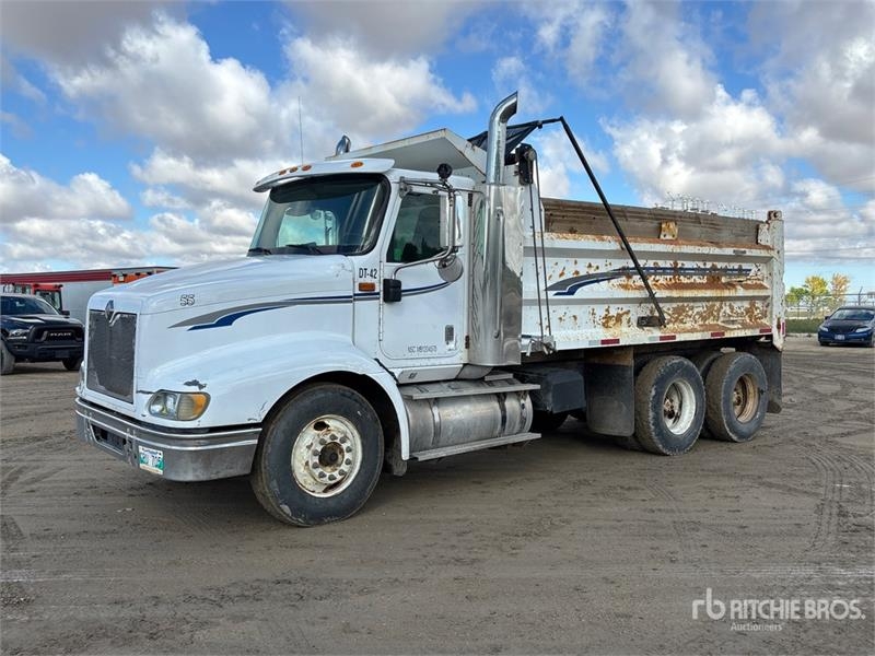 Camion benne International 9200i — occasion 2007