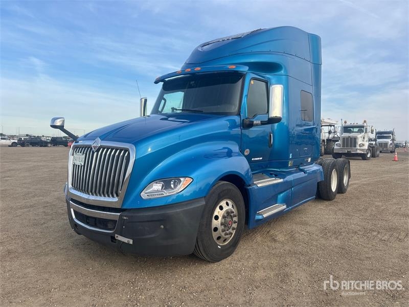 Tracteur routier International LT625 — occasion 2018