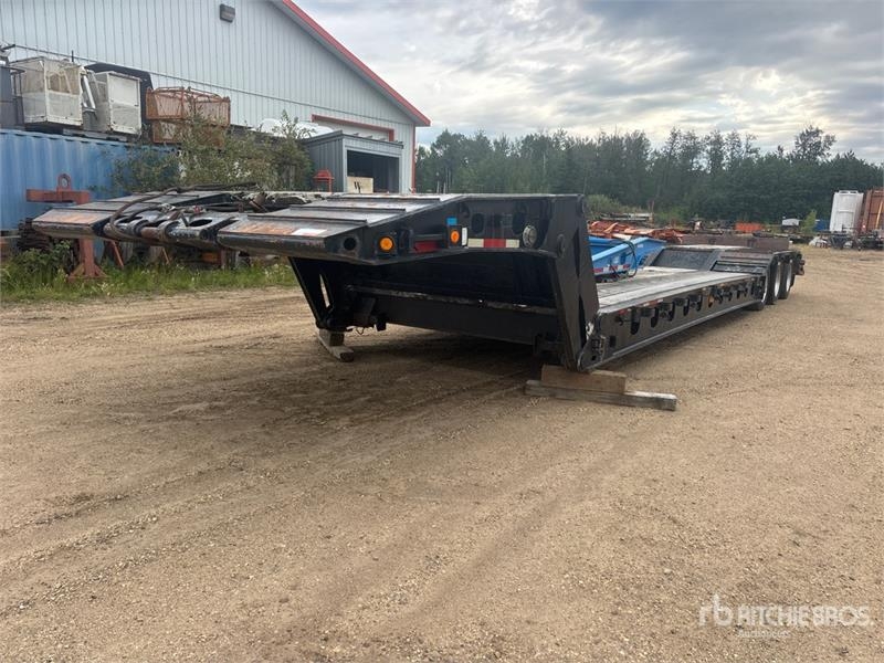 K-Line 54 ft Tri/A Folding Neck Trailer
