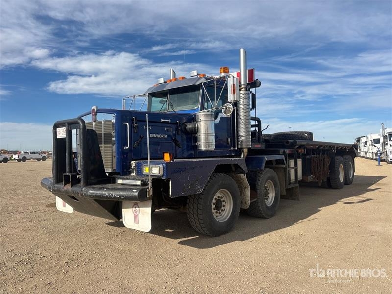 Camion plateau Kenworth C500 — occasion 2003