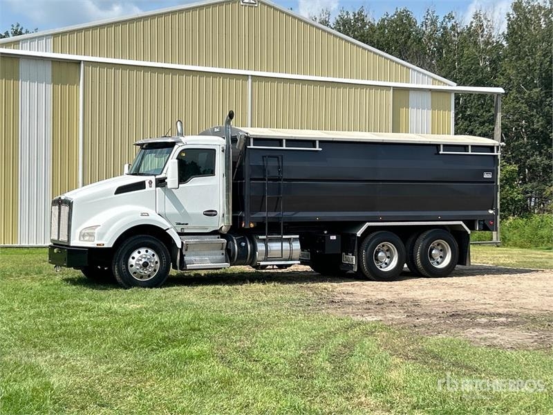 Kenworth T880