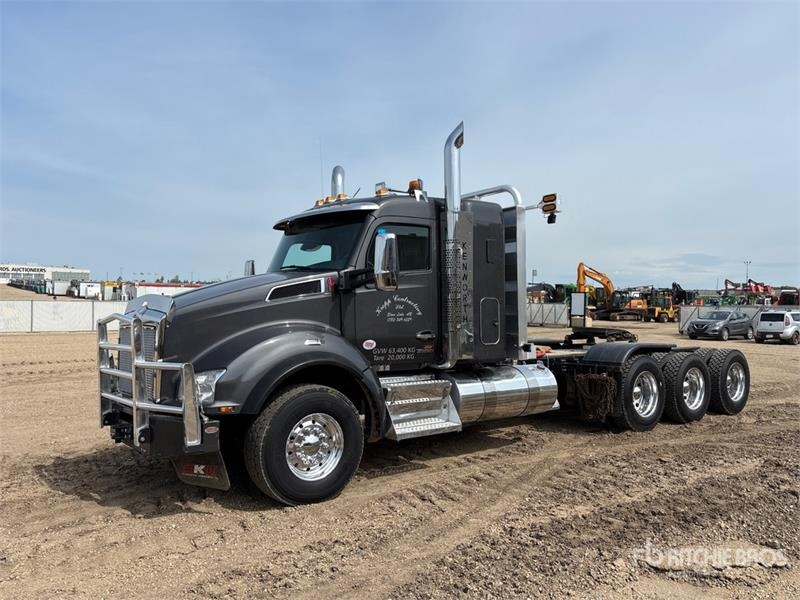 Kenworth T880