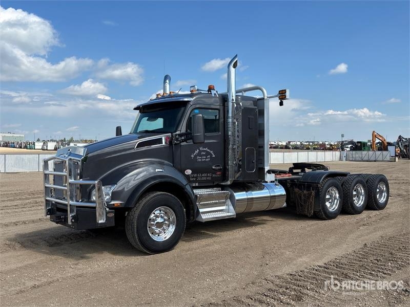 Kenworth T880