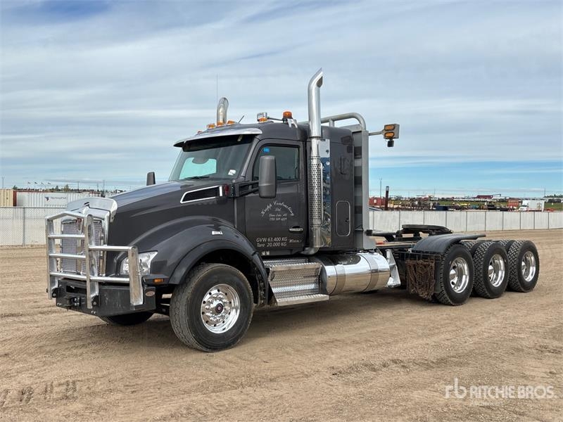 Kenworth T880