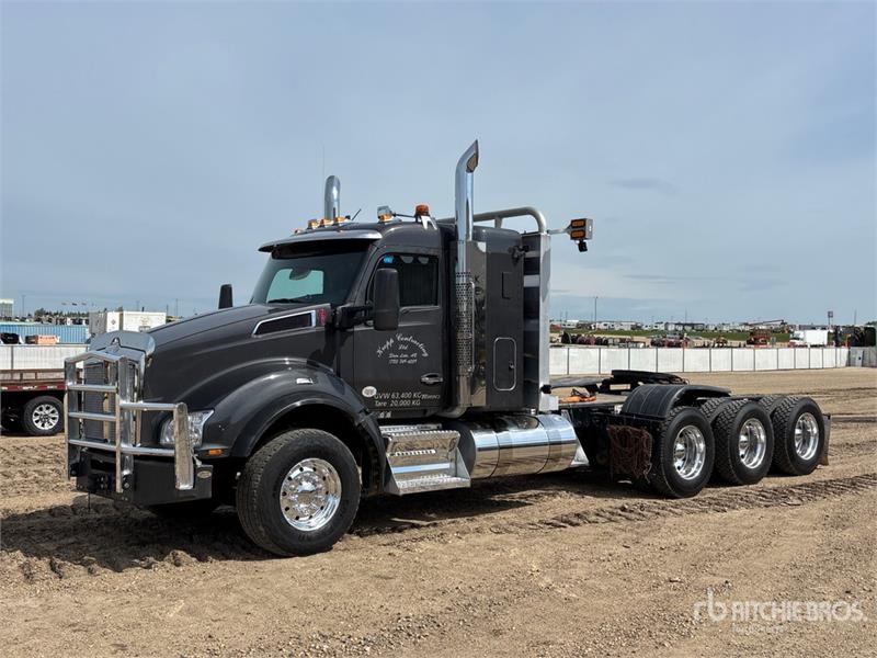 Kenworth T880