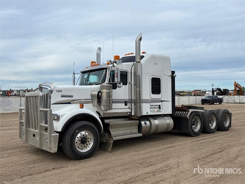 Kenworth W900