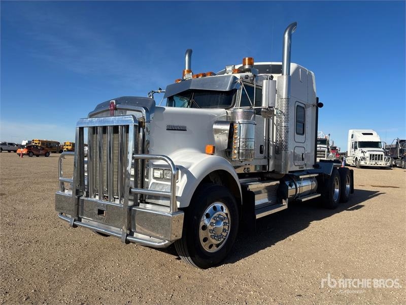 Tracteur routier Kenworth W900 — occasion 2013