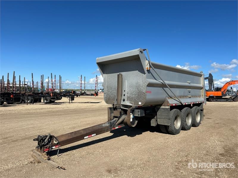 Langfab 20 ft Tri/A Pup Dump Trailer