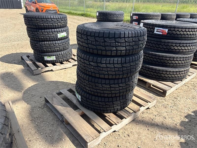 Linglong of (4) Linglong 265/75R16 Tires (Unused)