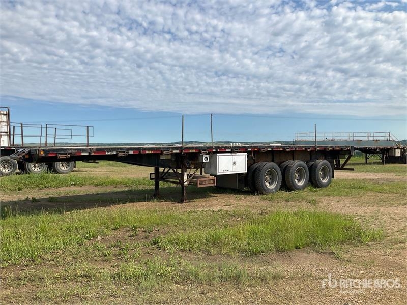 Lode King 40 ft Tri/A Flatbed Trailer