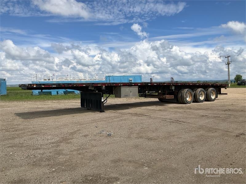 Lode King 53 ft Tri/A Flatbed Trailer