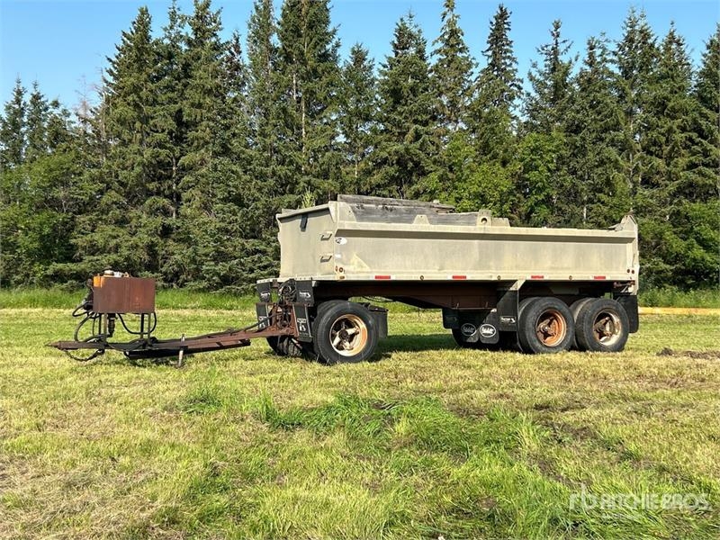 M & M & 20 ft Tri/A Pup Aluminum End Dump Trailer