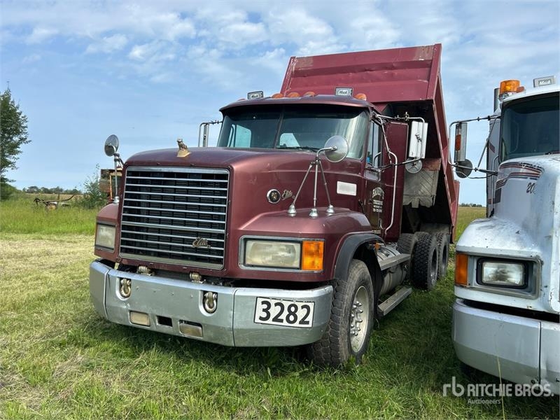 Mack CL613