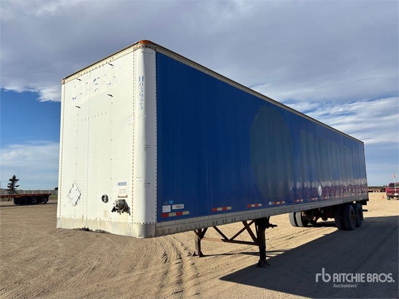Remorque fourgon Manac 48 ft x 102 in T/A Van — occasion 2002