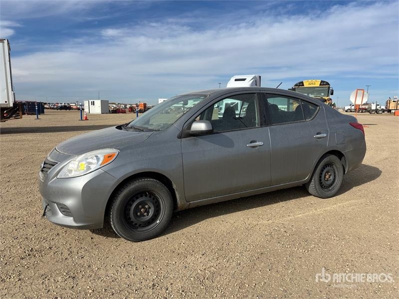 Voiture Nissan Versa Automobile — occasion 2012