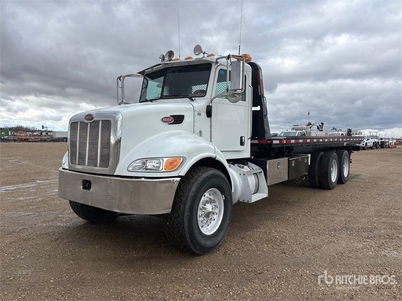 Camion multibenne Peterbilt 340 — occasion 2008