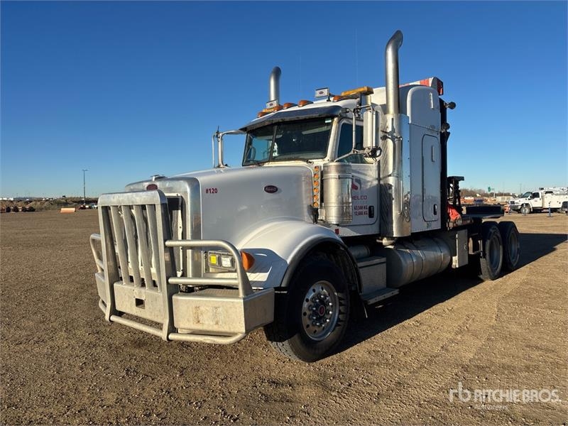 Camion de dépannage Peterbilt 367 6x4 Sleeper Winch — occasion 2012
