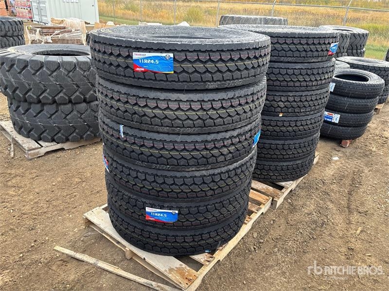 Pneu, roue et jante Quantity of (12) Truefast 11R24.5 Drive Tires (Unu — occasion