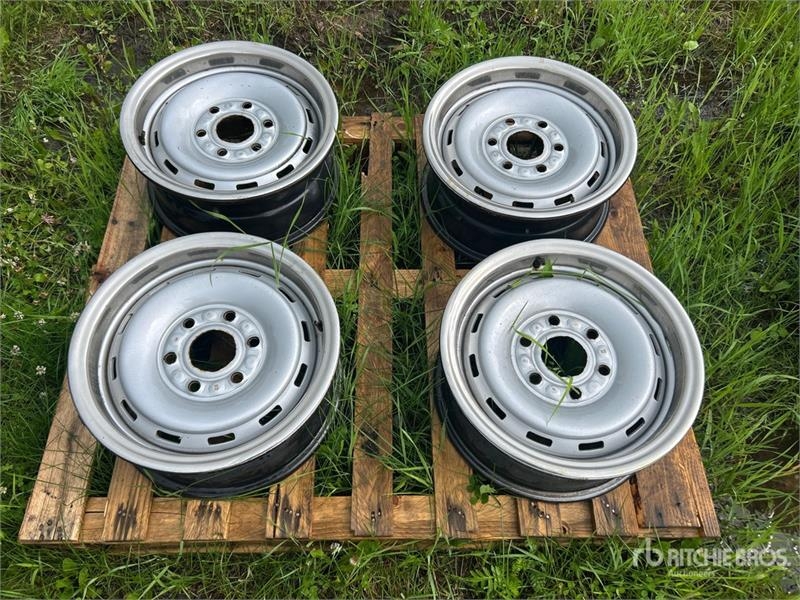 Quantity of (4) 16 in Wheels