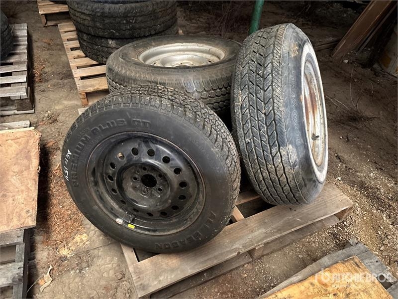 Quantity of (4) Tires