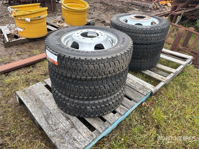 Quantity of (6) 225/70R19.5 Miscellaneous Tires