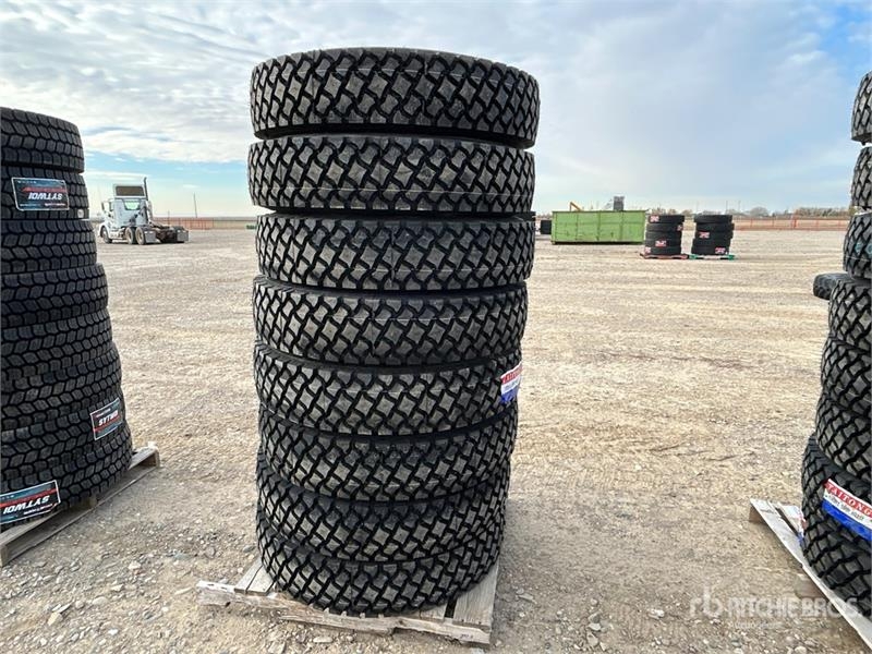Pneu, roue et jante Quantity of (8) Taitong 11R24.5 Tires (Unused) — occasion