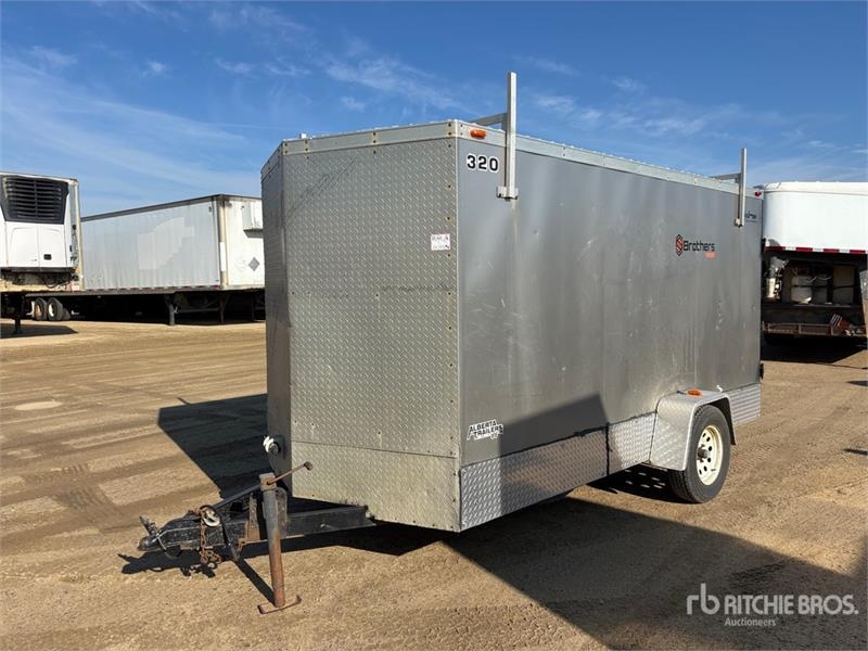 Rainbow 13 ft S/A Enclosed Trailer