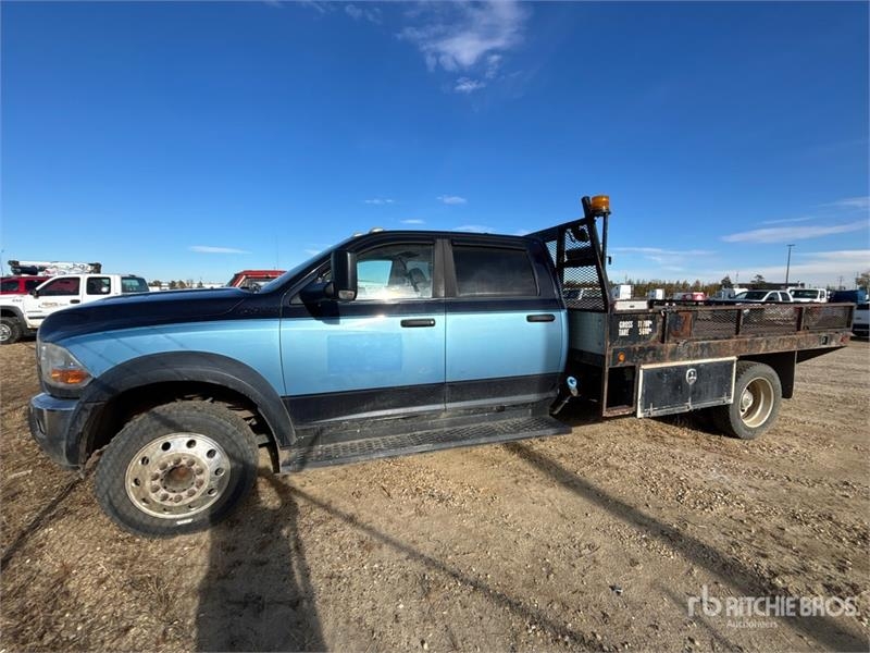 Camion plateau RAM 5500 — occasion 2011