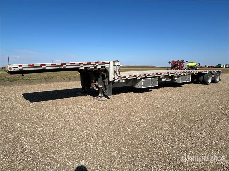 Reitnoeur 47 ft T/A Step Deck Trailer