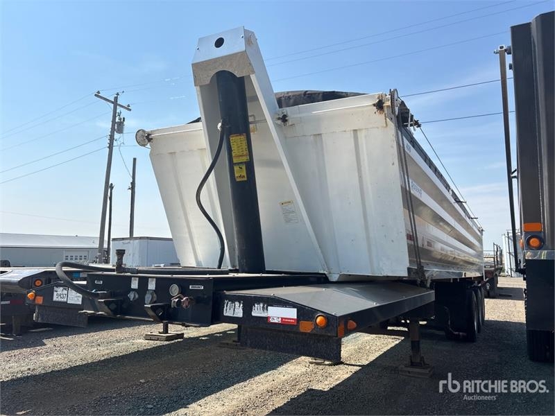 Ridgemar 35 ft Tri/A End Dump Trailer