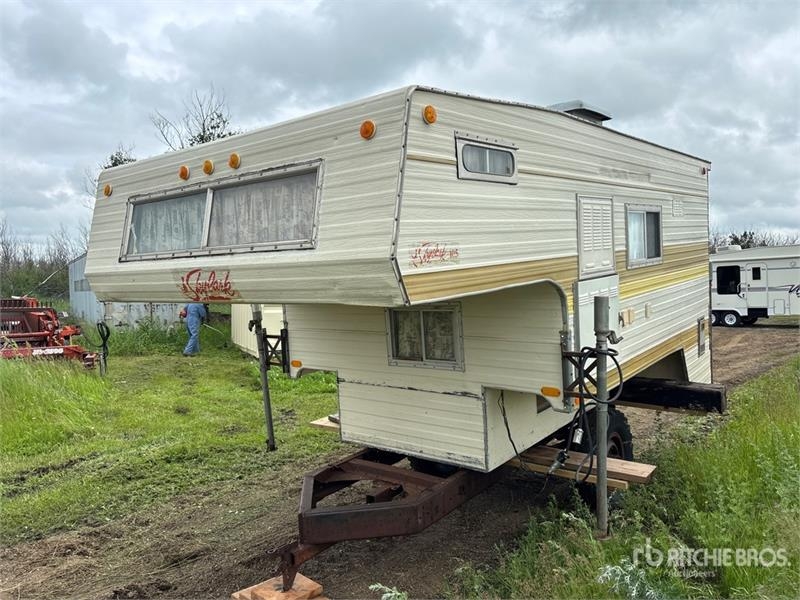 Skylark 105