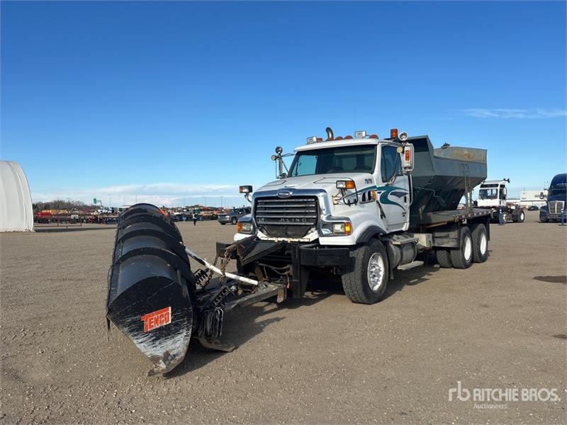 Camion municipal Sterling L9500 — occasion 2009