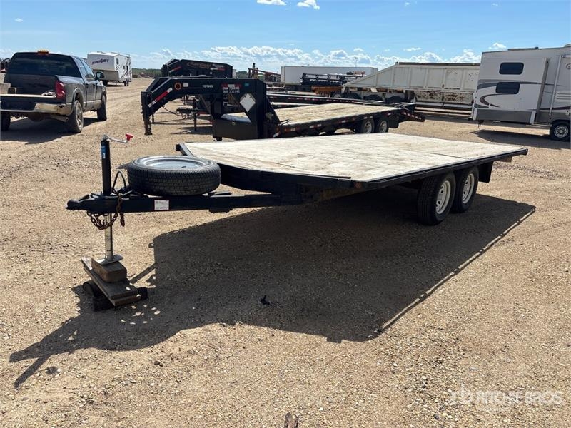Trail Pro Pro 18 ft T/A Utility er