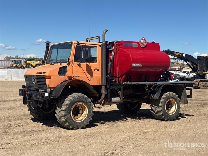 Unimog 3498 L 4x4 Fuel Truck