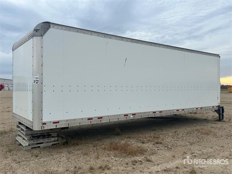 Fourgon utilitaire Utilimaster 26 ft x 102 in Cargo Van Body — occasion 2018