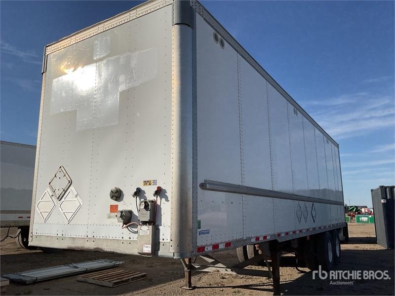 Remorque fourgon Vanguard 32 ft x 102 in T/A Van — occasion 2014