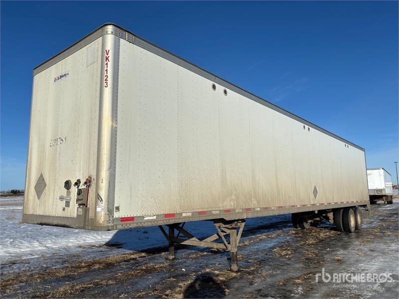 Vanguard 53 ft x 102 in T/A Van Trailer