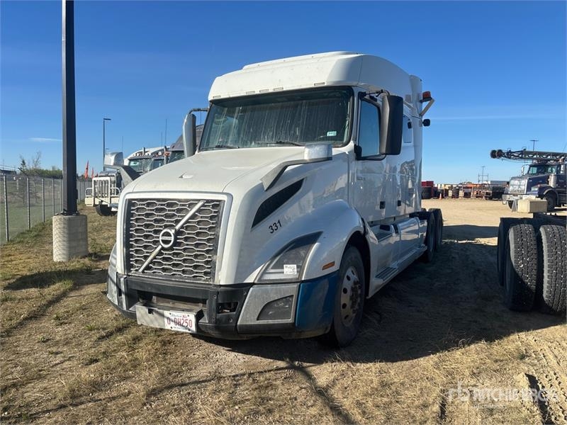 Volvo VNL