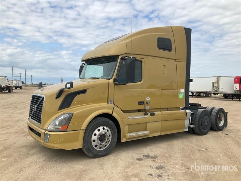 Volvo VNL64T