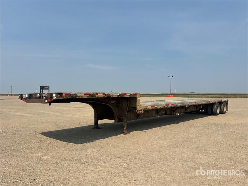 Wabash 48 ft T/A Step Deck Trailer