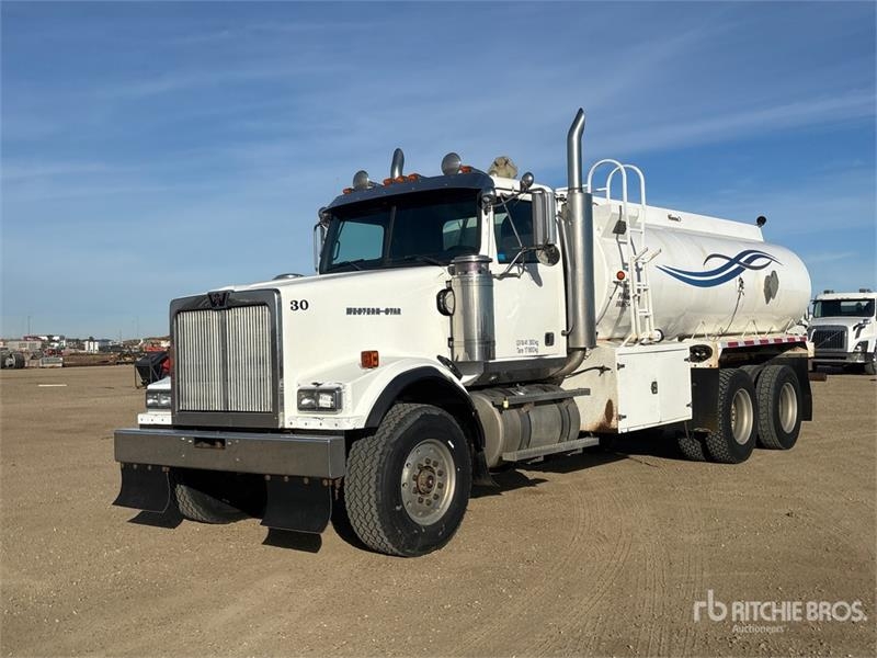 Camion citerne Western Star 4900 105 bbl 6x4 Tanker — occasion 2007