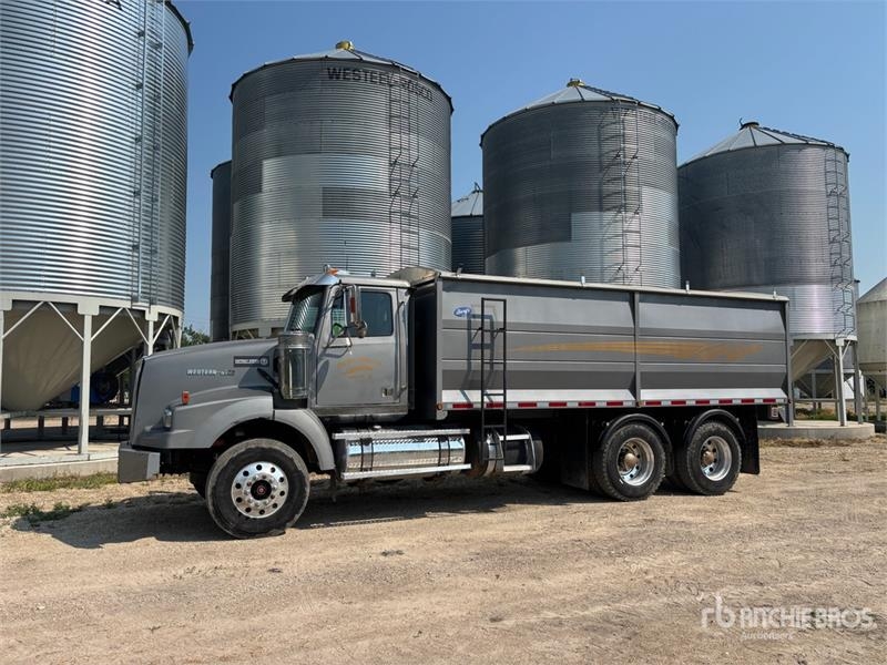 Western Star 4900SA