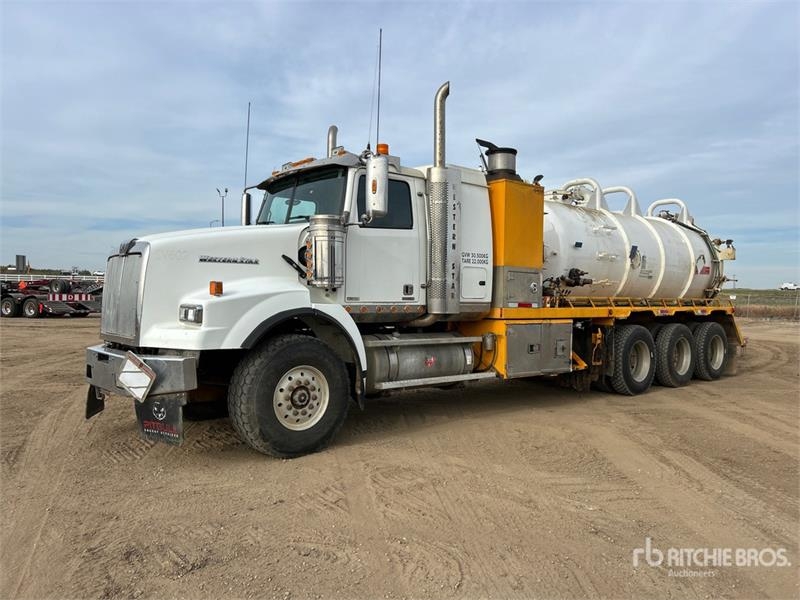 Hydrocureur Western Star on Western Star 4900SA 8x6 Sleeper Combination Wa — occasion 2013